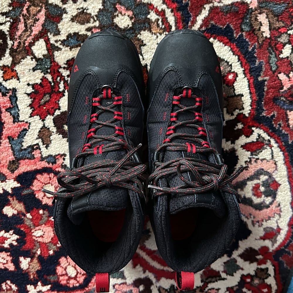 Men’s Vasque Snow Junkie Ultra Dry Hiking Boots Size 11M